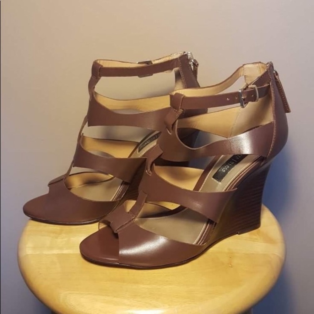 WHBM briget caged peep toe back zip wedges size 9M